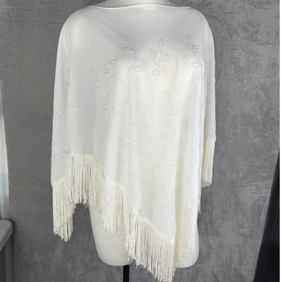 Womens Beaded Fringe Poncho Capelet Sheer Ivory Floral Sequin Wrap Shrug
